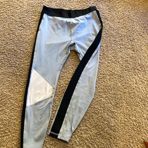 Gap Fit Blackout Technology Colorblock 7/8 Pant